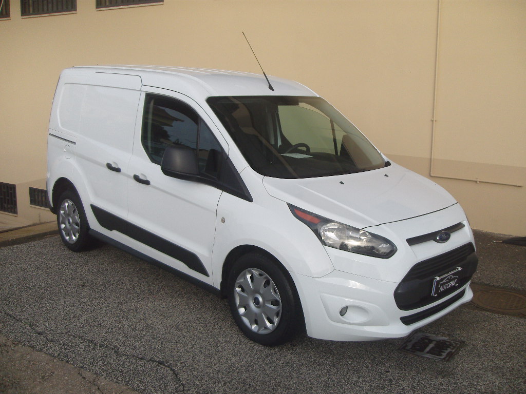 FORD TRANSIT CONNECT 3 POSTI - Clicca l'immagine per chiudere